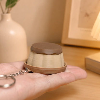 Pudding Clicker pocket comfort object — keychain attachment detail
