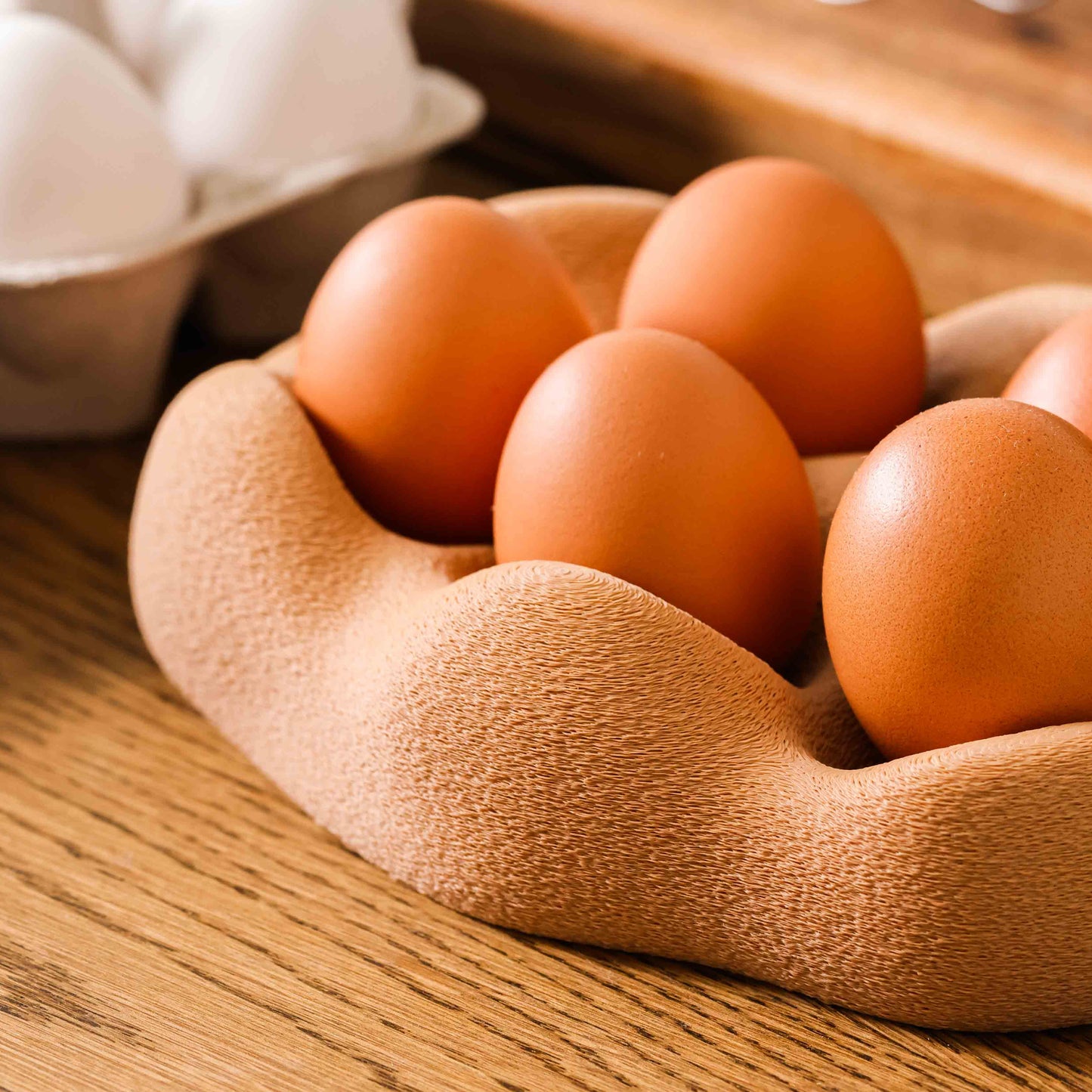 Kuma Labs Morning Egg Nest — Desert Tan colourway detail